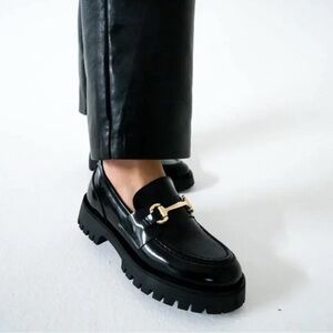 Steve Madden Lando Platform Loafer Black Gold Hardware Size 7.5